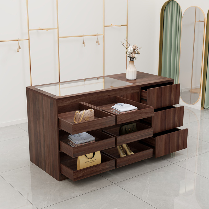 Negozio di Abbigliamento Moder - Office Furniture recensione e prezzo